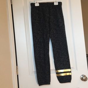 Girls Danskin sweatpants in black and grey. Sz L